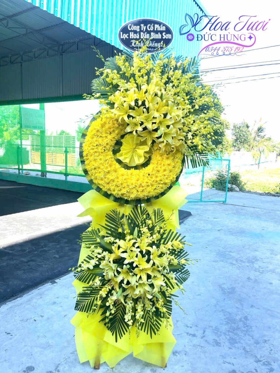 Kệ hoa viếng 2 tầng màu vàng